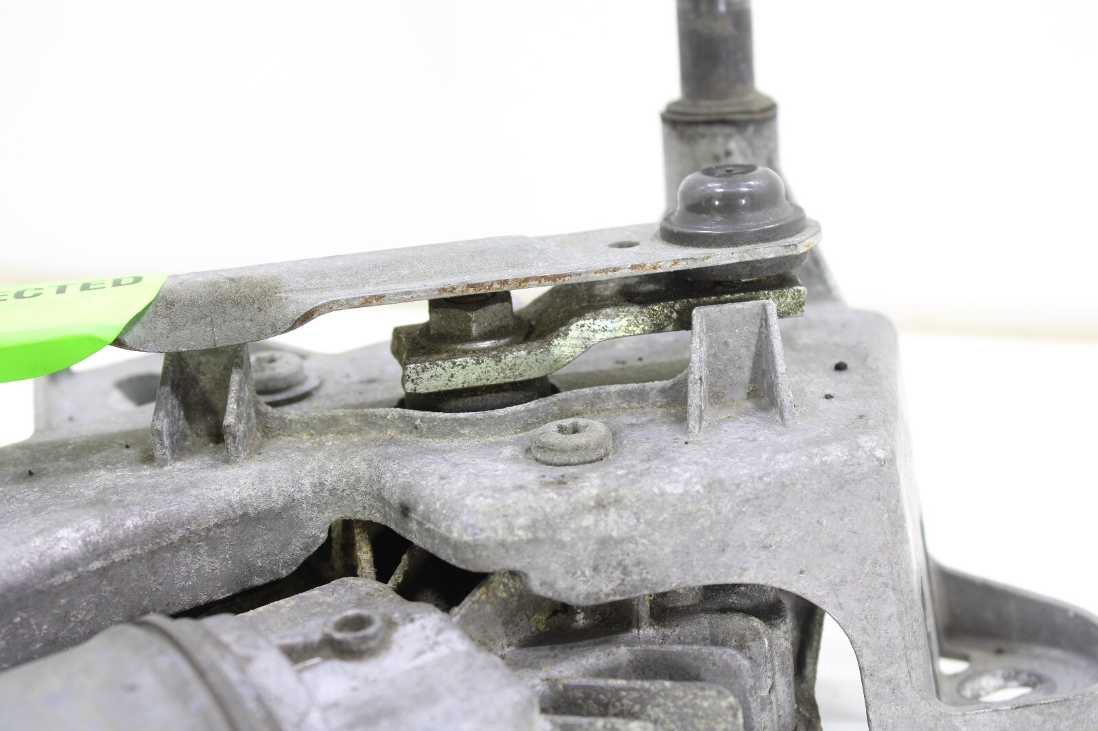 Mercedes S350 S400 S550 S600 S63 S65 2007-2014 OEM Windshield Wiper Motor Right – Image 18