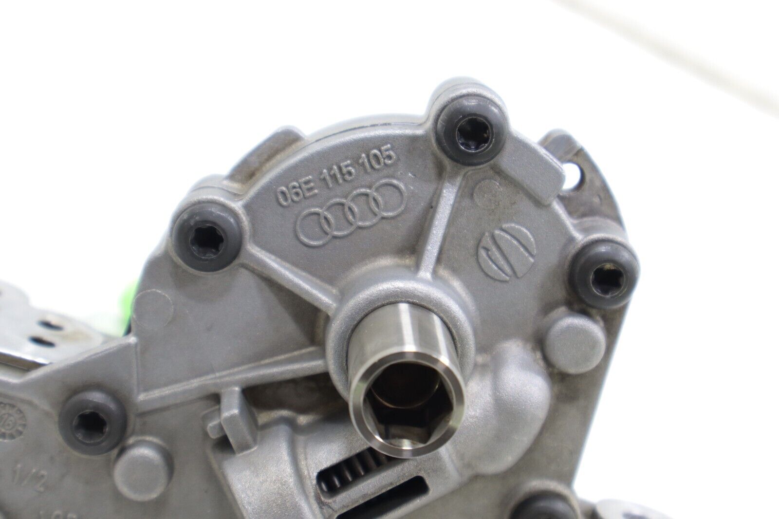 Audi A6 A7 A8 Quattro Q7 3.0L 2012-2019 OEM Engine Oil Pump – Image 9