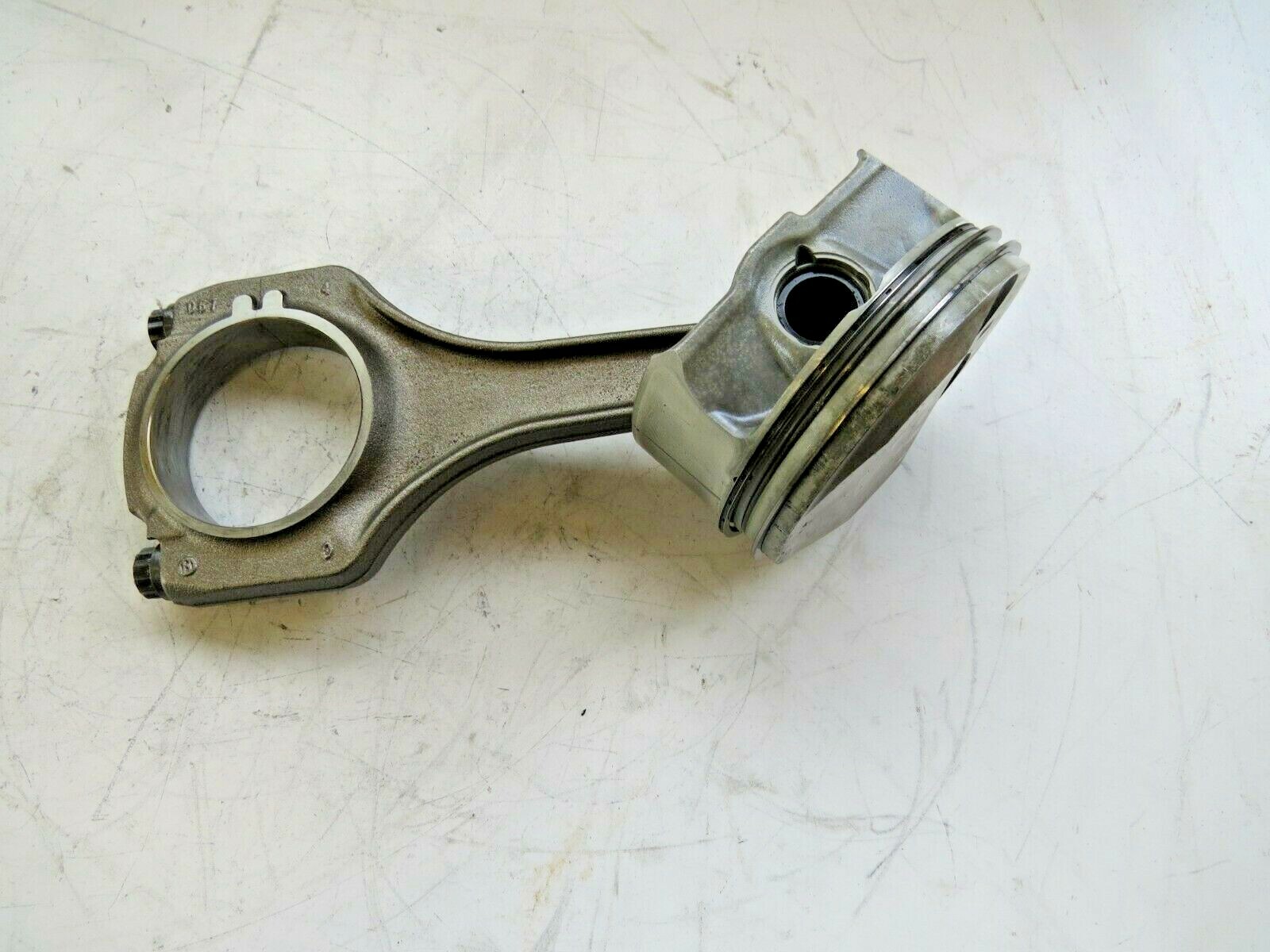 BMW 2006-2013 OEM Engine Piston (CYL-2) w/ connecting rings 11257840918 - Image 3