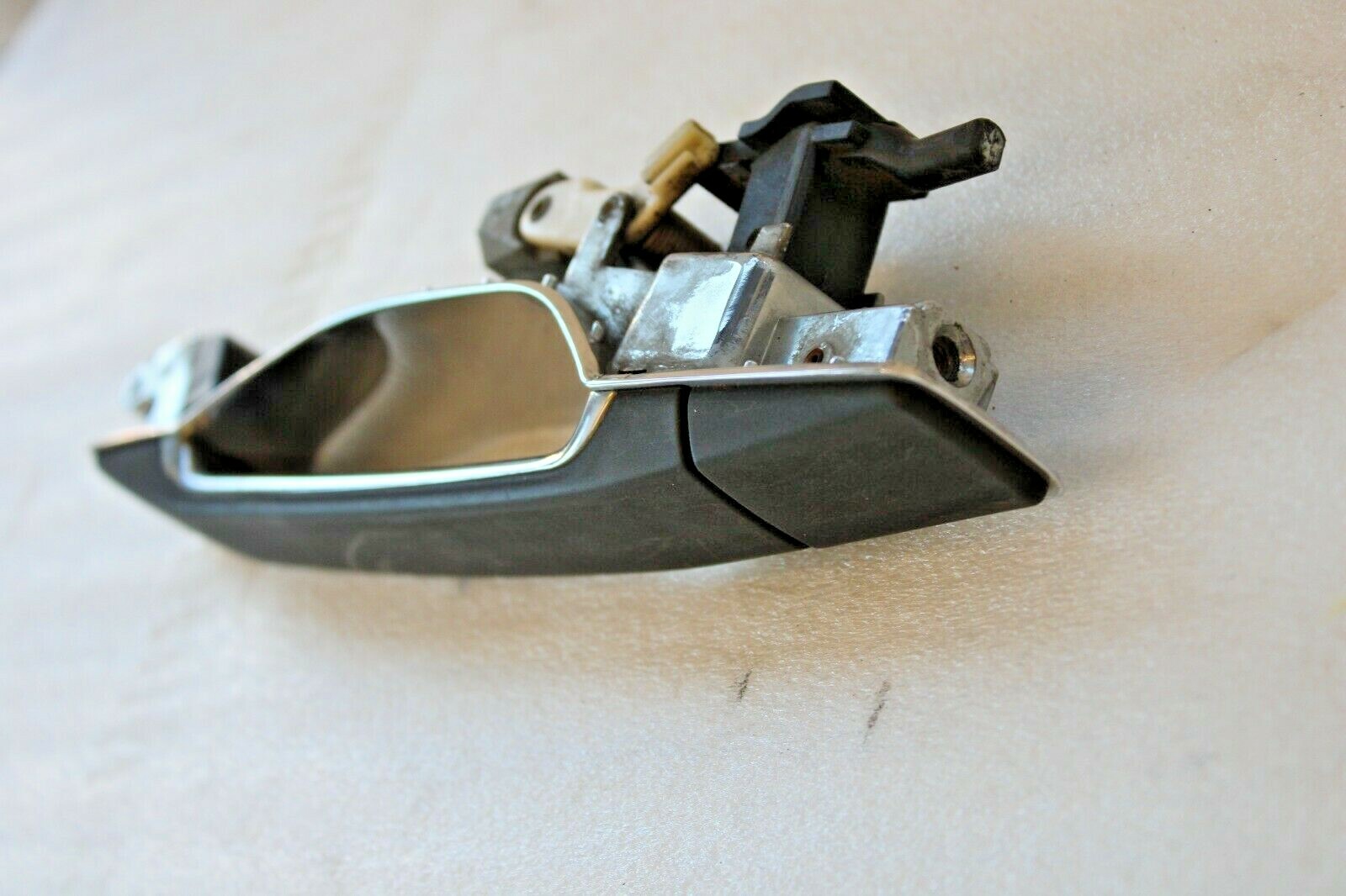 Mercedes S500 S600 1996 OEM Exterior Door Handle Front Left Front Right - Image 5