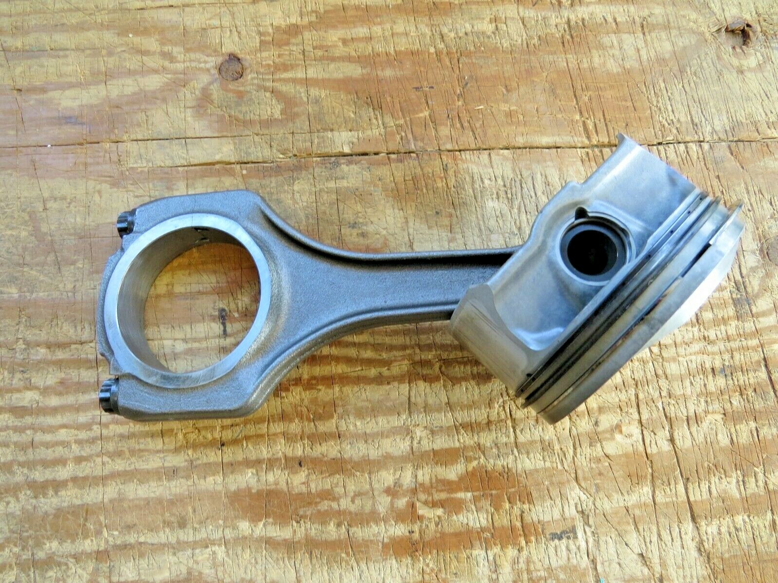BMW 2006-2013 OEM Engine Piston (CYL-5) w/ connecting rings 11257840922 - Image 3