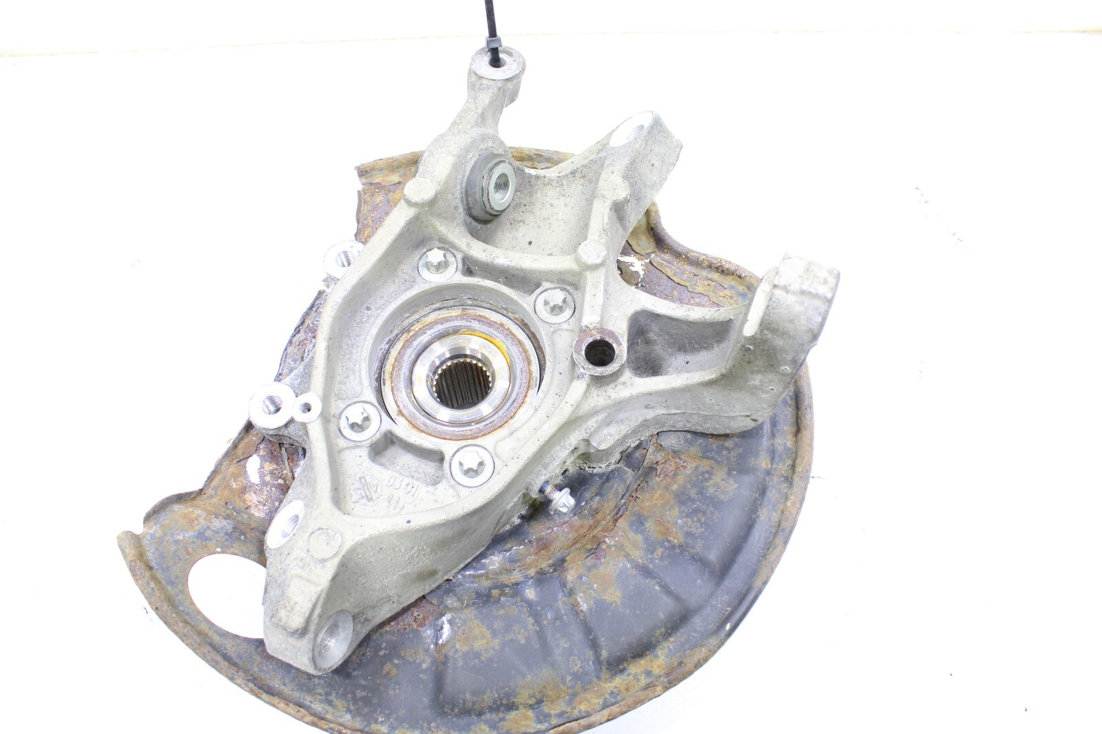 Mercedes CL550 S350 S400 S550 2007-2014 OEM Steering Knuckle w/Hub & Bearing - Image 4