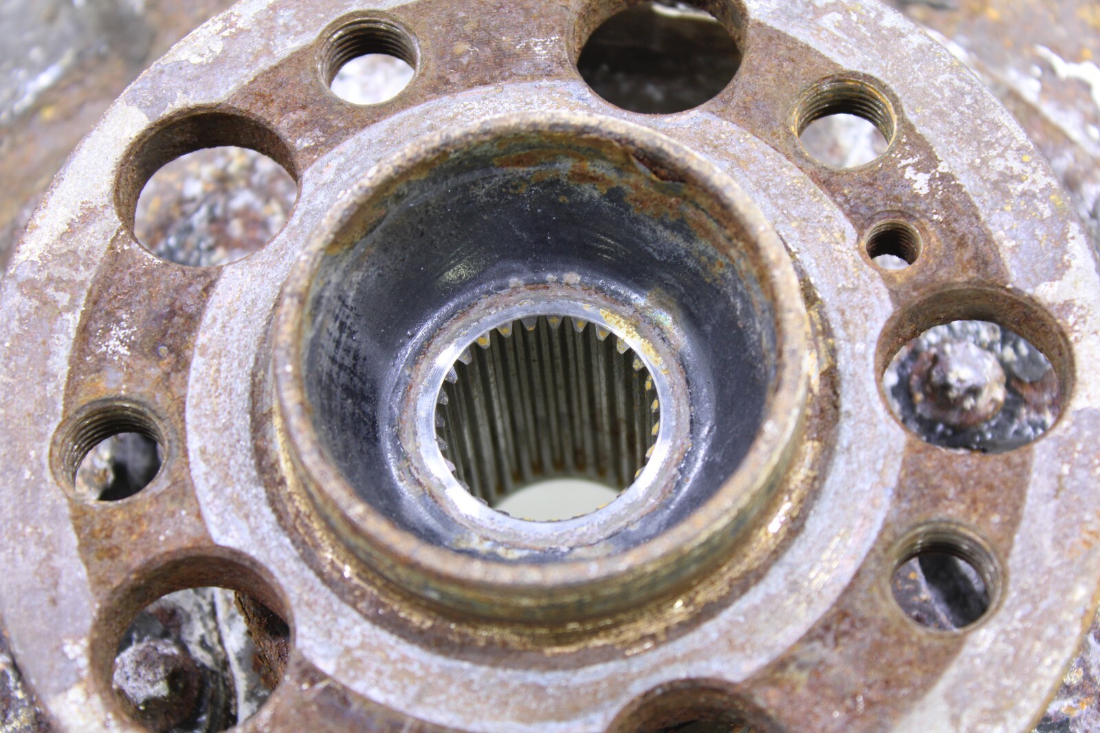 Mercedes CL550 S350 S400 S550 2007-2014 OEM Steering Knuckle w/Hub & Bearing - Image 12