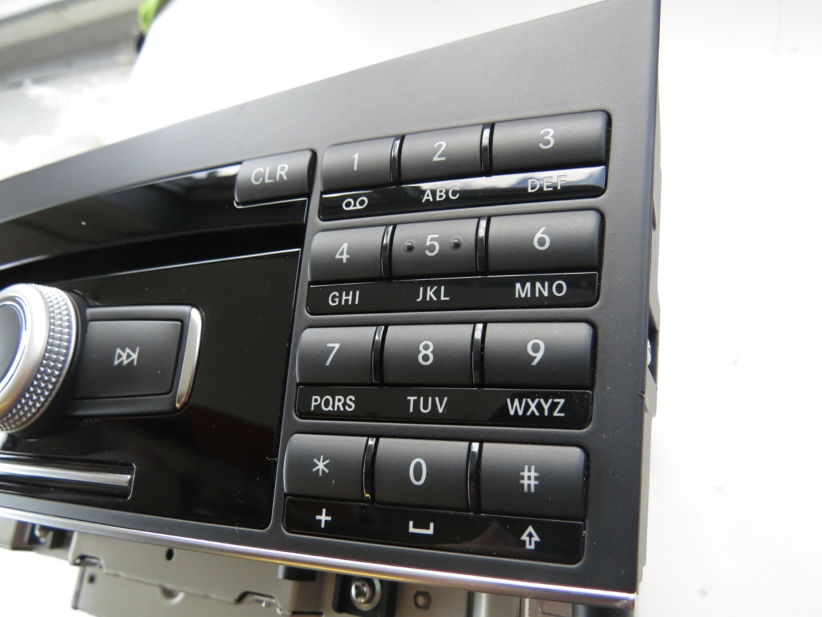 Mercedes Benz E350 E500 E63 2010-2012 OEM Music Radio Infotainment System Unit - Image 4