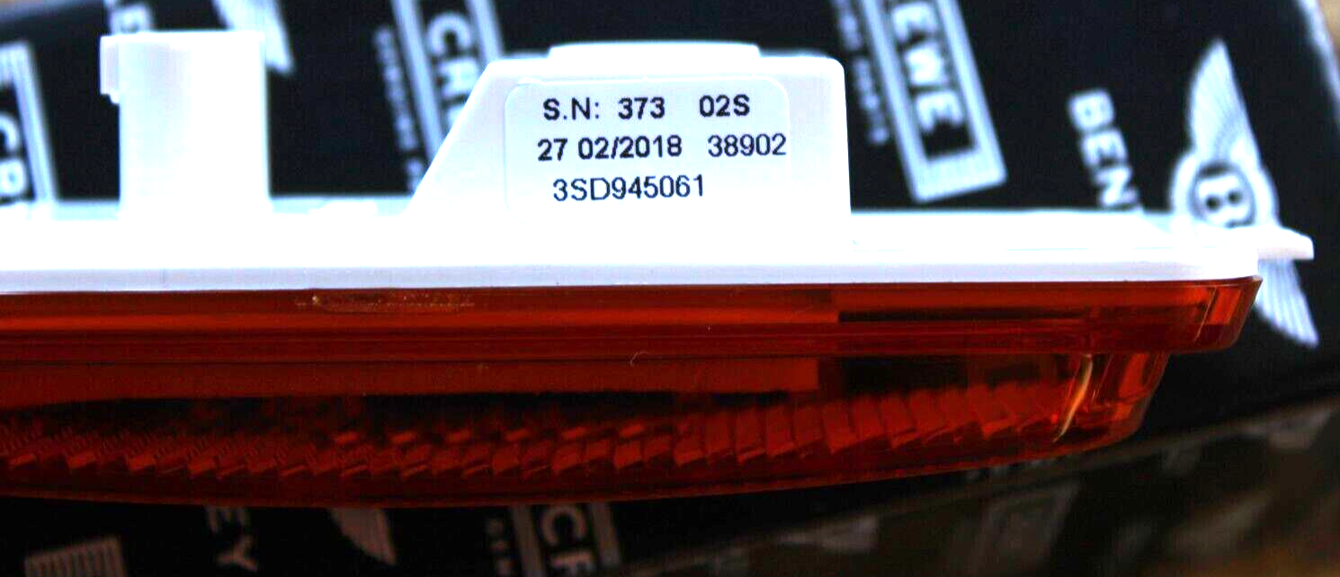 Bentley Continental GT 2018-2021 OEM NEW LED Side Marker Light Front Left – Image 6