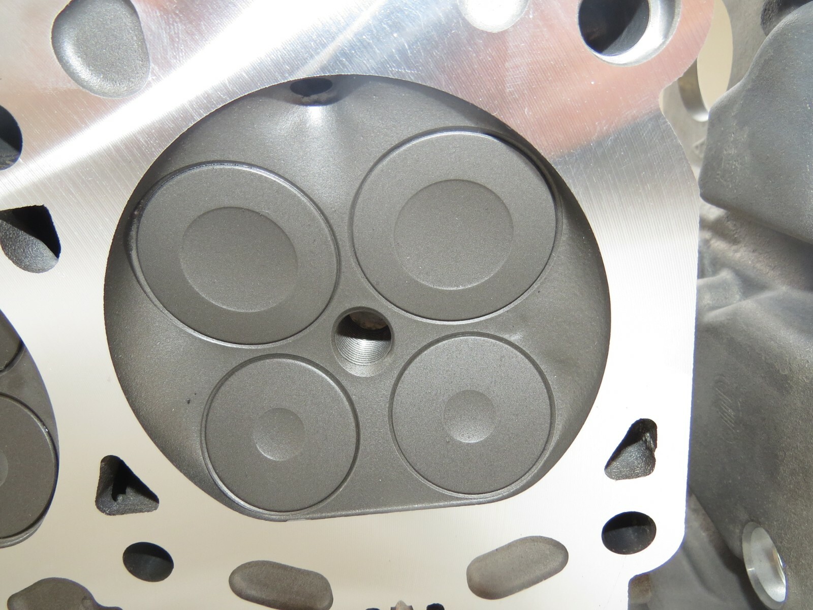 Porsche 911 Rebuilt 3.8L Engine Cylinder Head Cyl 4-6 - Image 3