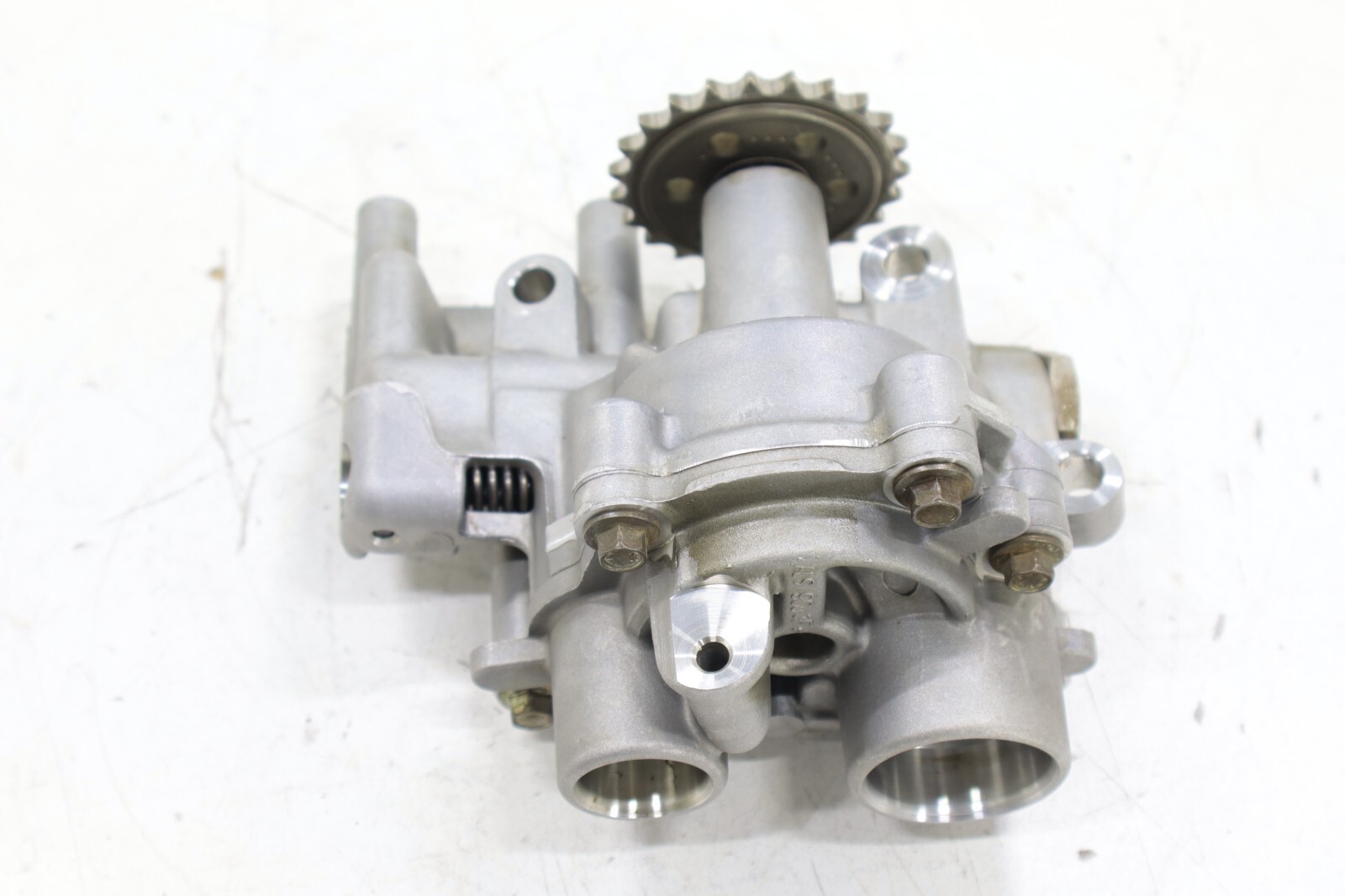 Land Rover LR4 Range Rover Jaguar XF XJ XJR XK XKR 2010-2019 OEM Engine Oil Pump - Image 5