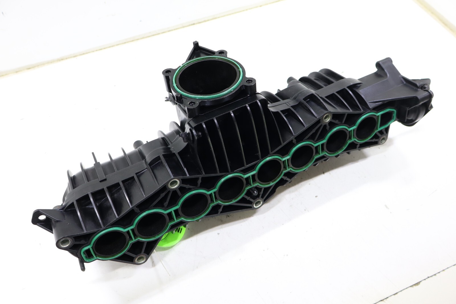 Volvo S60 S80 V60 XC60 XC70 XC90 2.0L 2015-2017 OEM Intake Manifold
