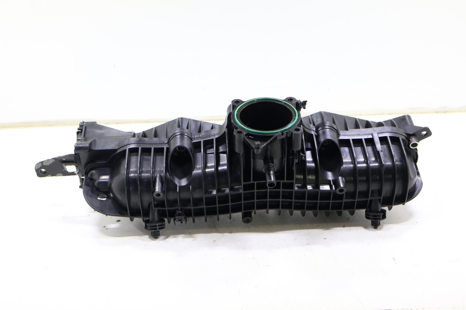 Volvo S60 S80 V60 XC60 XC70 XC90 2.0L 2015-2017 OEM Intake Manifold – Image 13