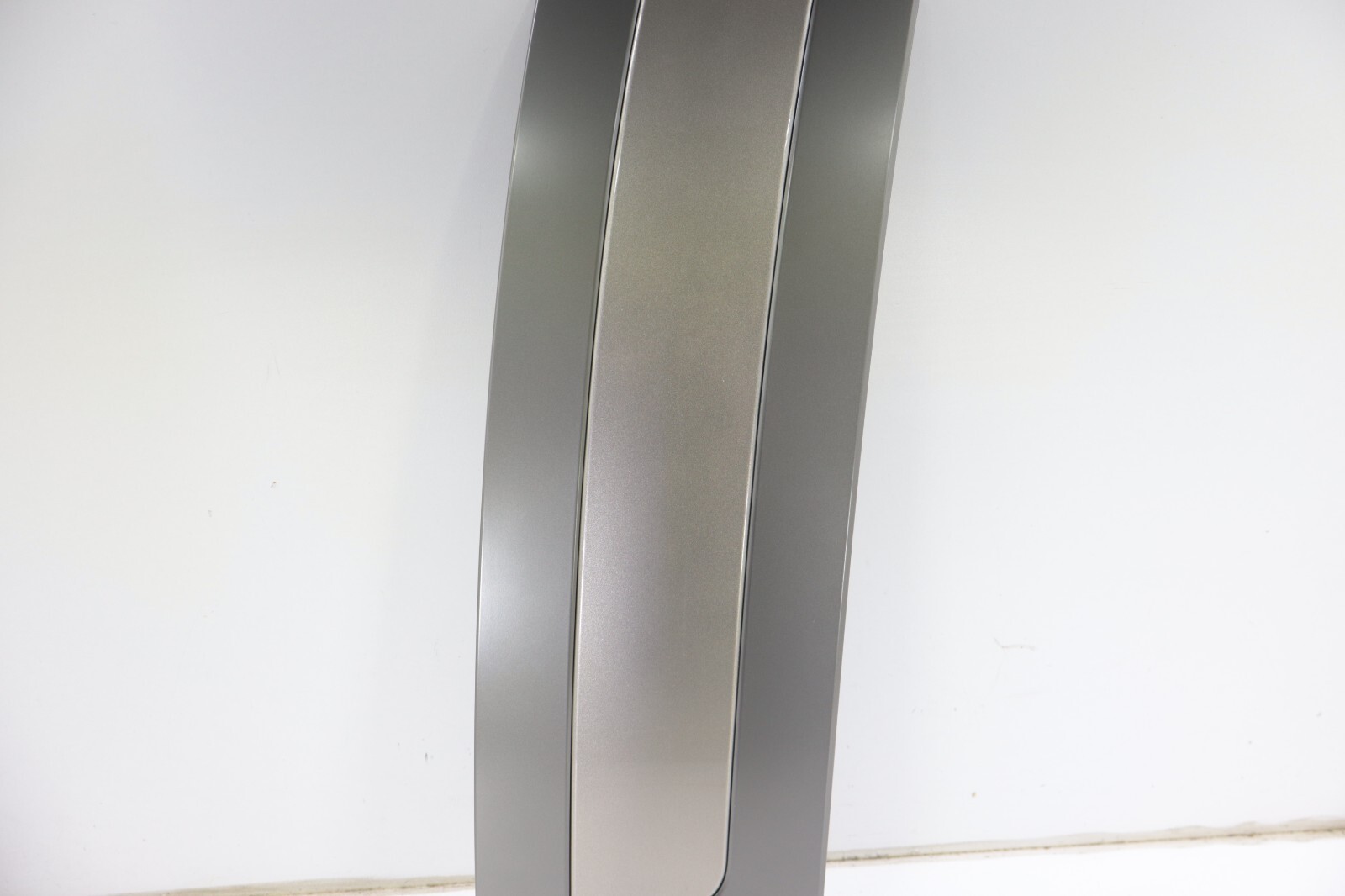 Land Rover Range Rover 2022-2023 OEM Moulding Door Louver Trim Front Left - Image 5
