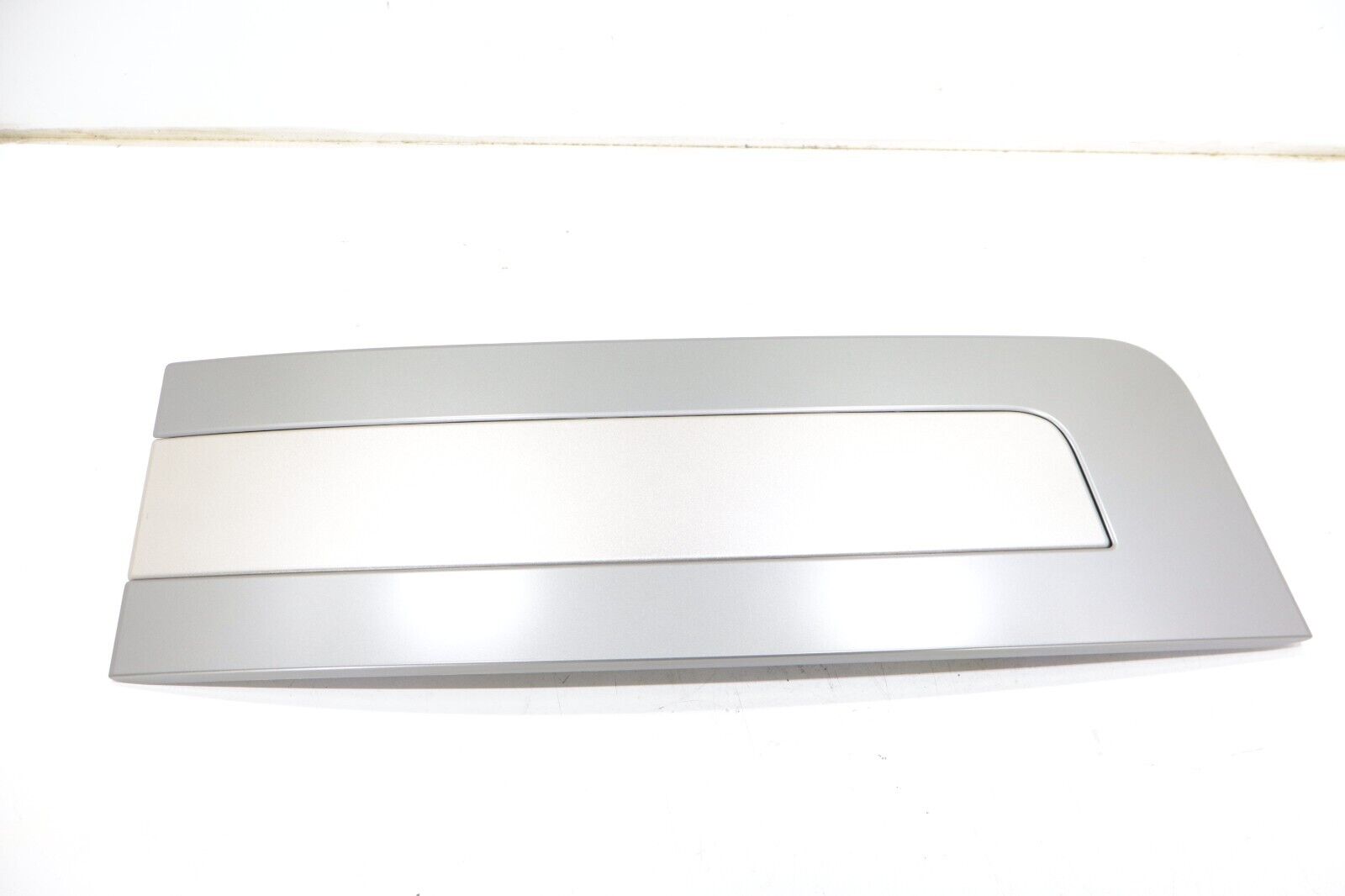 Land Rover Range Rover 2022-2023 OEM Moulding Door Louver Trim Front Left - Image 8