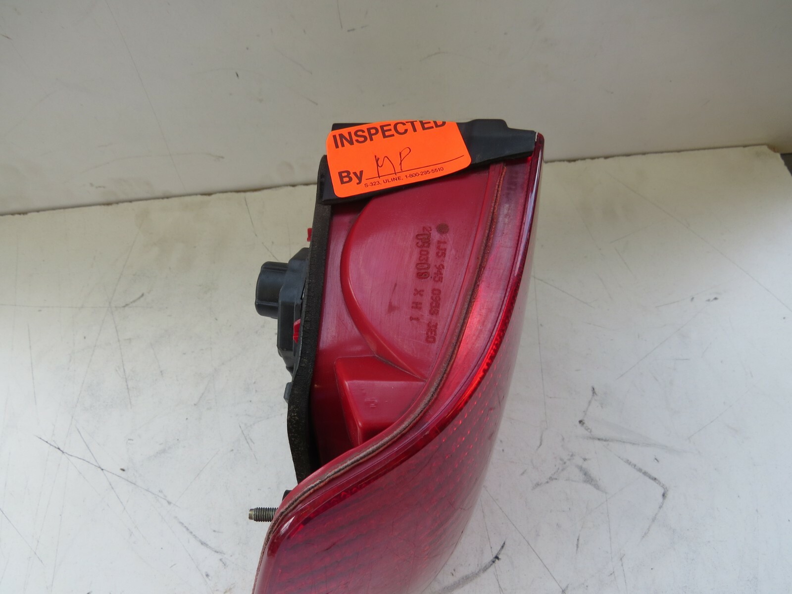 Volkswagen Jetta Sedan 1999-2001 2002 2003 2004 2005 OEM Tail Light Rear Left - Image 5