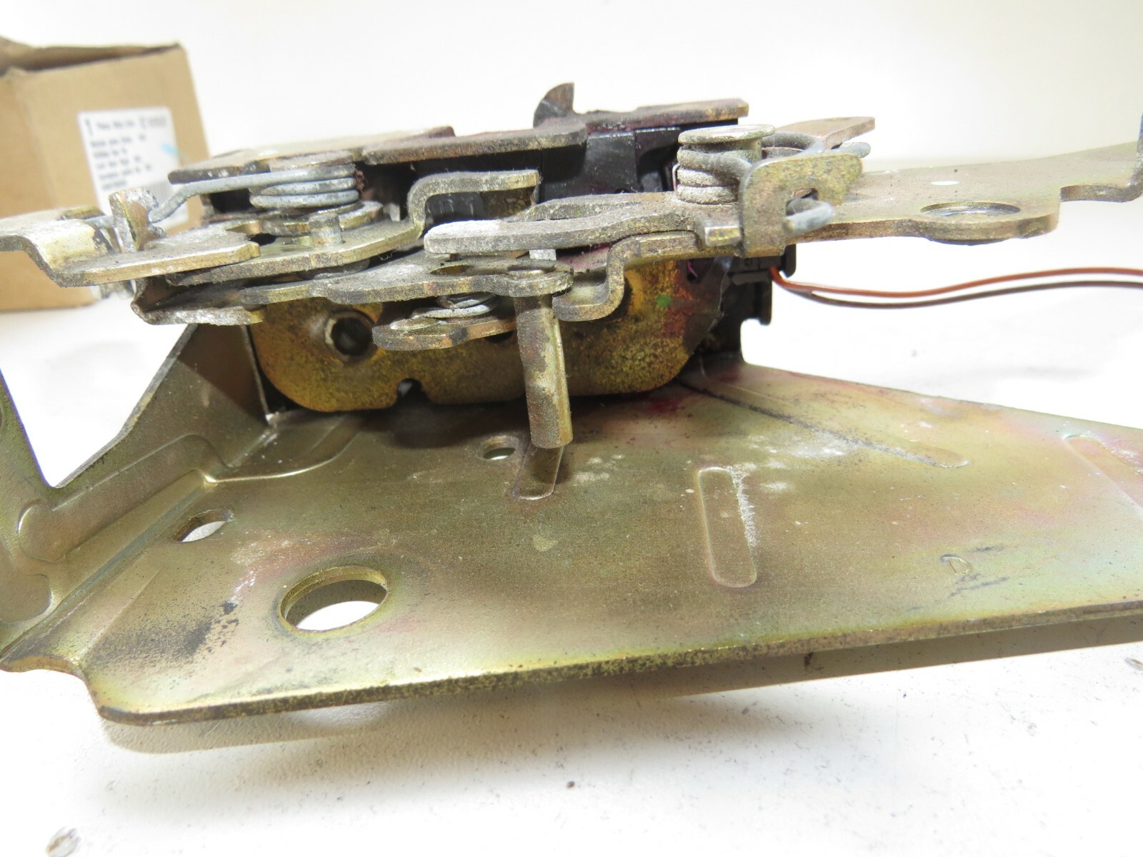 Smart Fortwo 2008-2013 OEM Door Lock Right MCC – Image 6