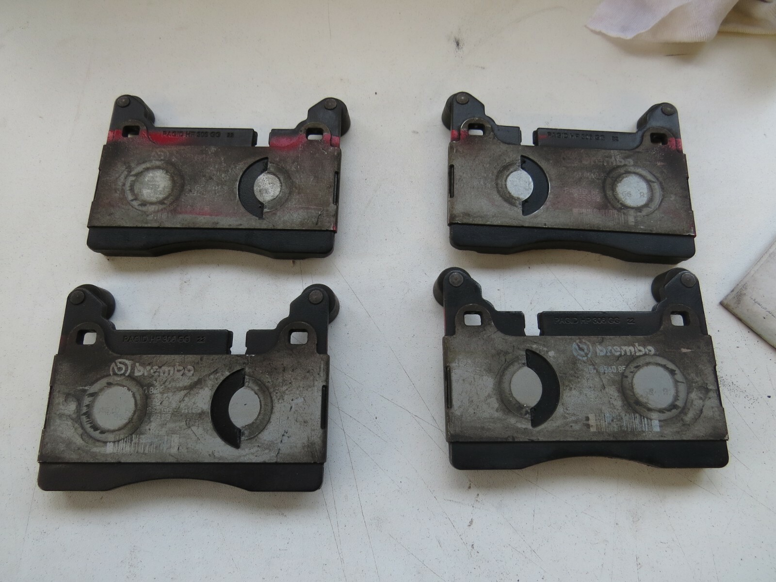 Aston Martin OEM Brake Pad Set Rear HY532C562BB HY53-2C562-BB - Image 8