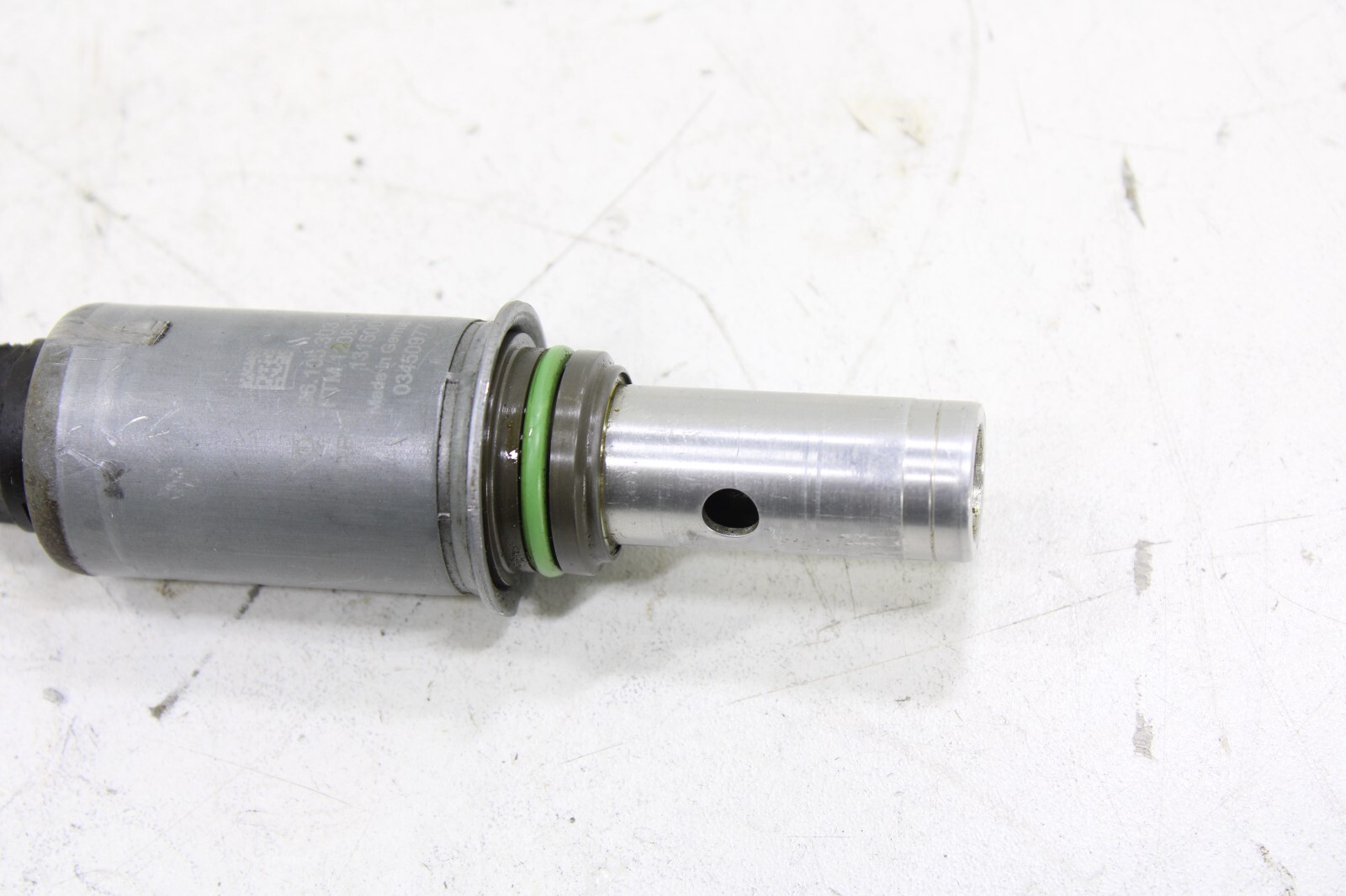 Porsche 911 Boxster Cayman 2002-2010 OEM Camshaft Adjuster Solenoid - Image 5