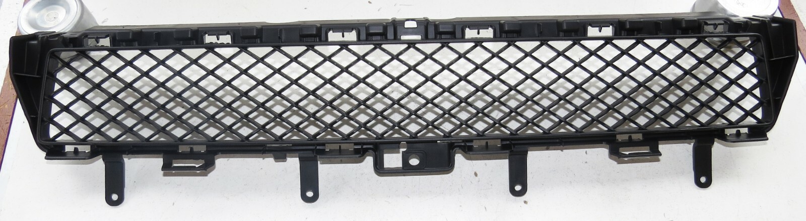 Jaguar XF 2012-2013 OEM NEW Bumper Lower Grille Front - Image 2