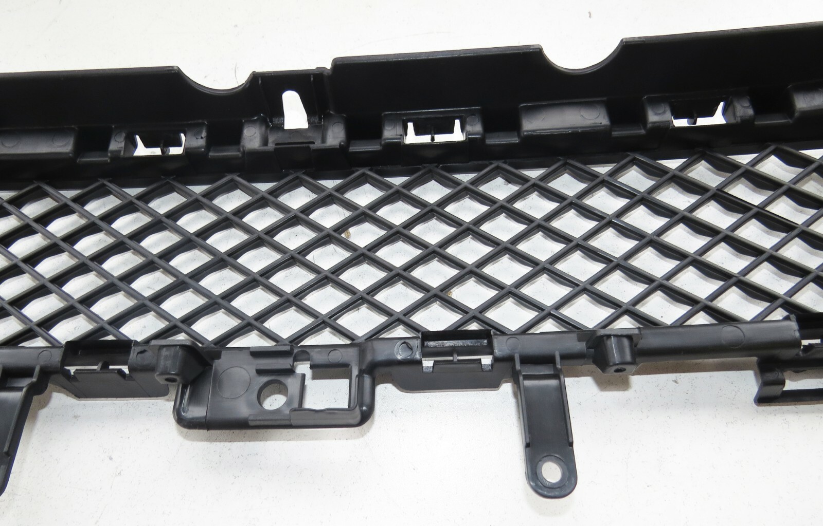 Jaguar XF 2012-2013 OEM NEW Bumper Lower Grille Front - Image 8