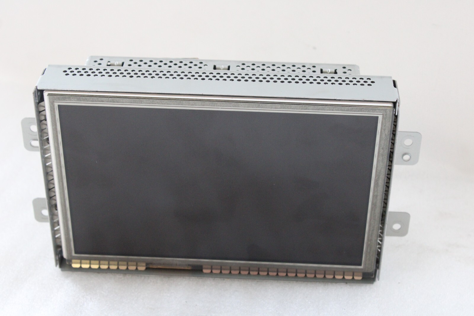 Range Rover Evoque 2014-16 OEM GPS Driver Information / Infotainment Display – Image 3