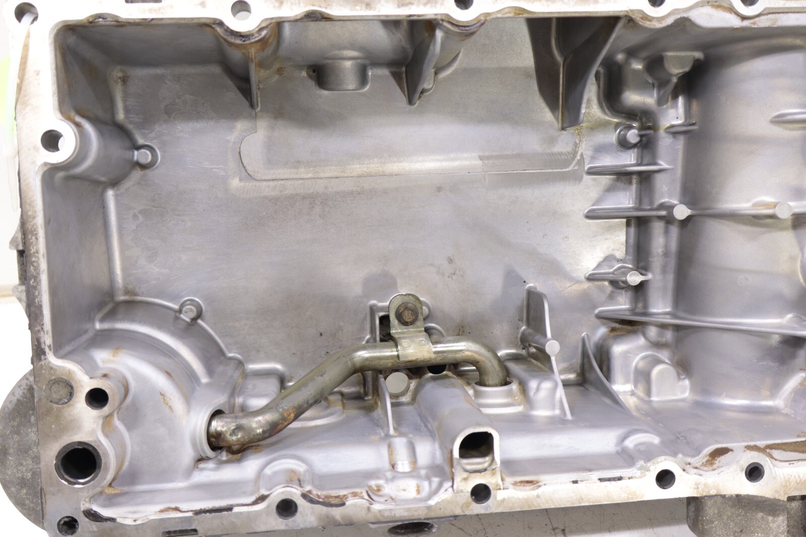 Volvo S60 S80 S90 V60 V90 XC60 XC70 XC90 2.0L 2015-2018 OEM Engine Oil Pan – Image 11