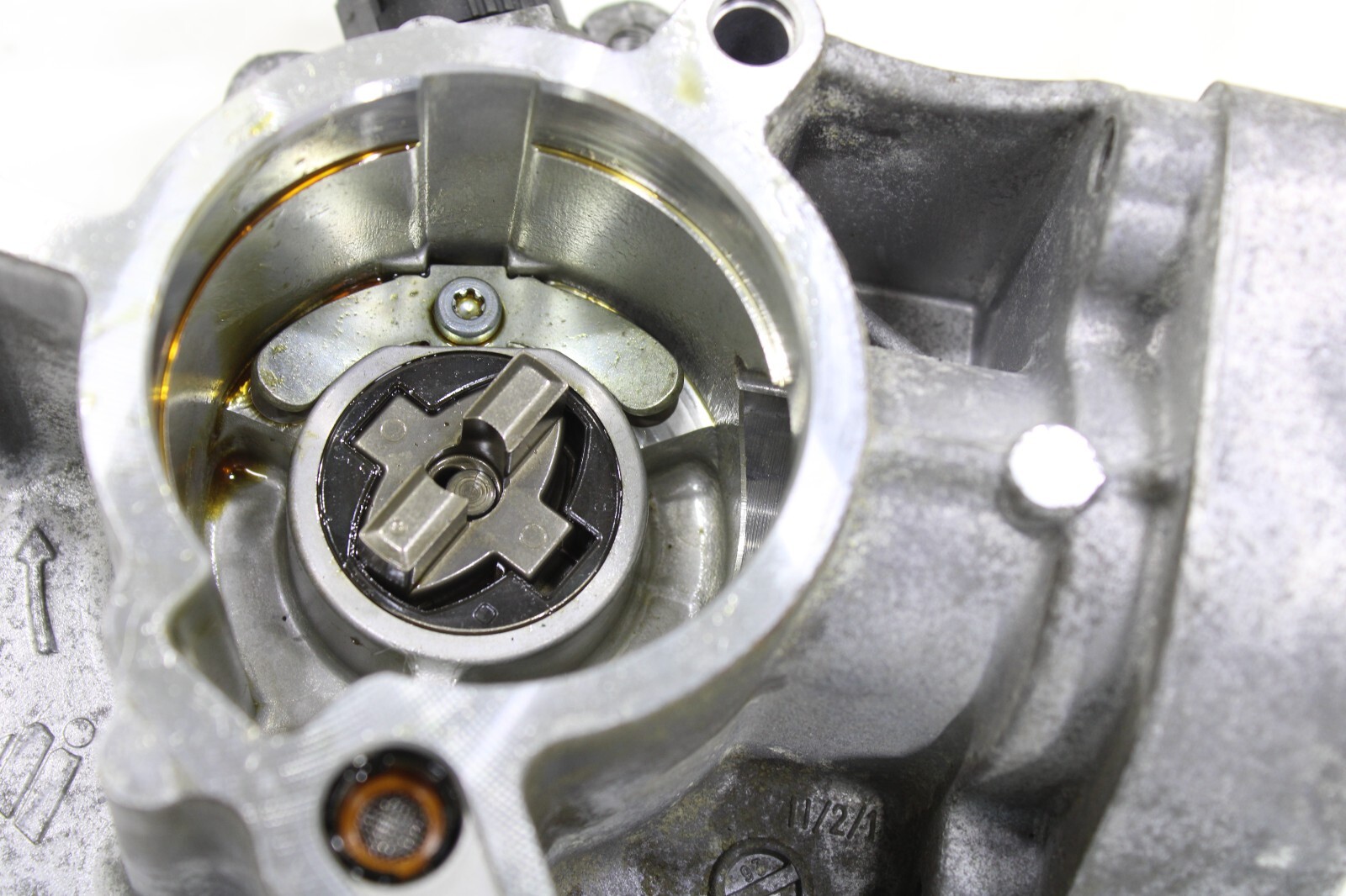 Audi Volkswagen 2015-2020 OEM High Pressure Fuel Vacuum Pump - Image 6