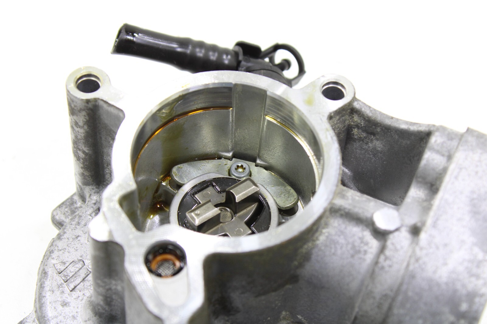 Audi Volkswagen 2015-2020 OEM High Pressure Fuel Vacuum Pump - Image 7