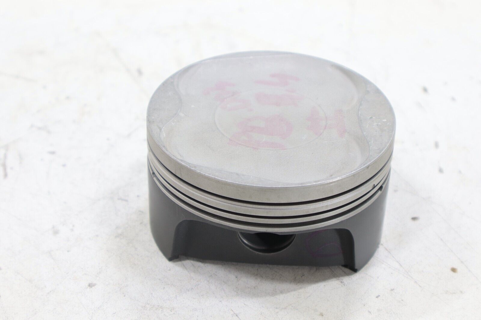 Porsche 911 996 3.4L 1999-2001 OEM Engine Piston II #6 – Image 10