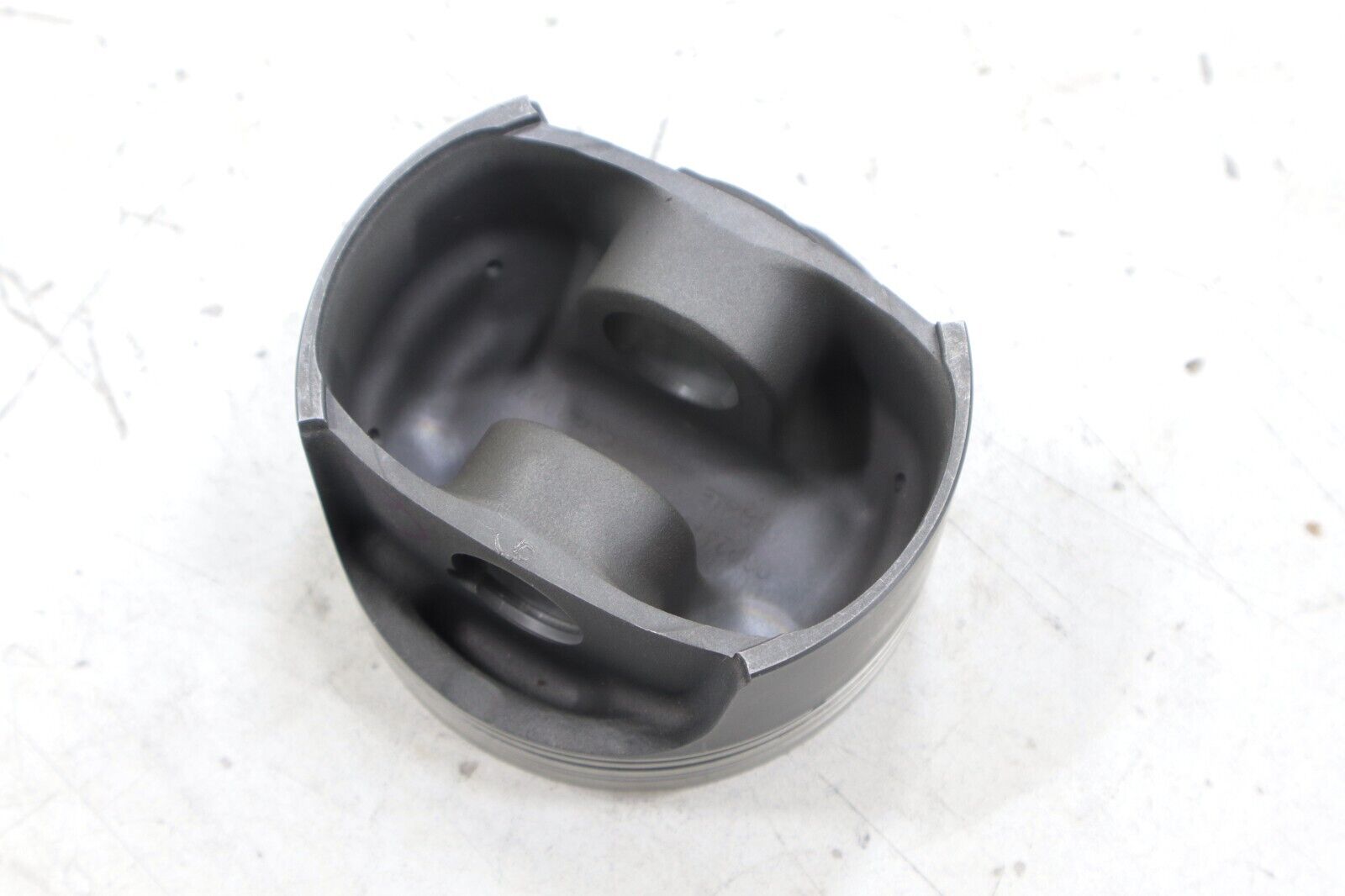 Porsche 911 996 3.4L 1999-2001 OEM Engine Piston II #6 – Image 12