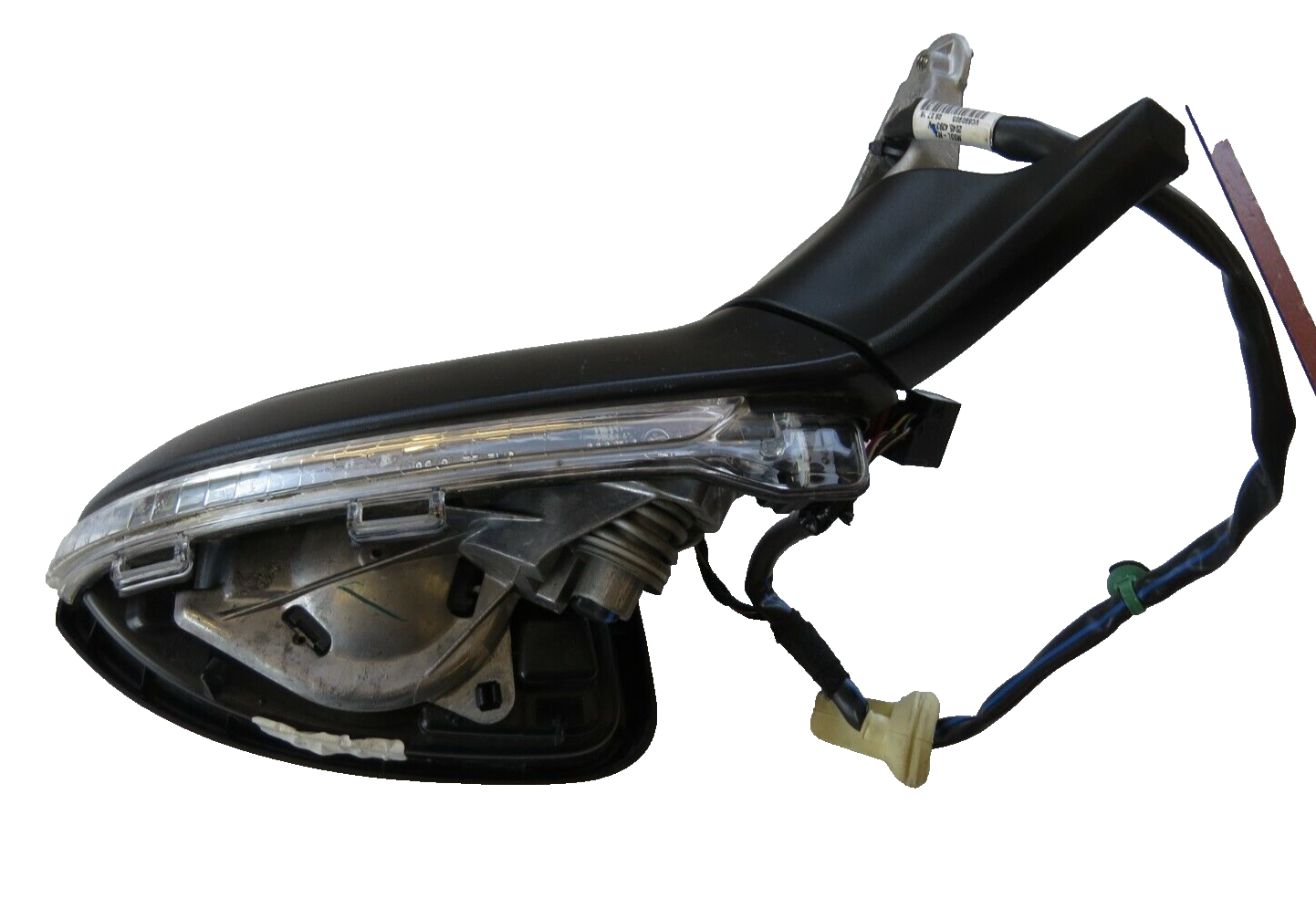 Volkswagen Golf 2015-2019 OEM Side View Mirror Left (Driver Side) – Image 7