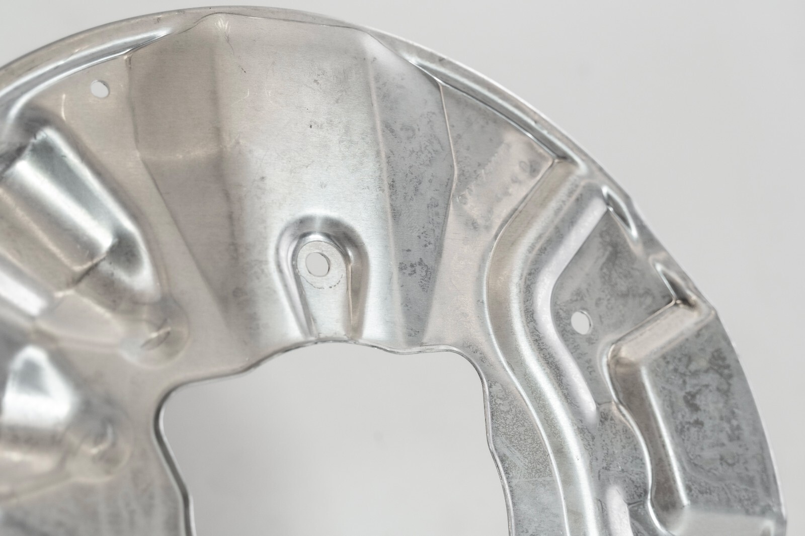Mercedes GL350 GLE43 ML350 AMG Front RIGHT Brake dust plate shield OEM 2013-2019 - Image 6
