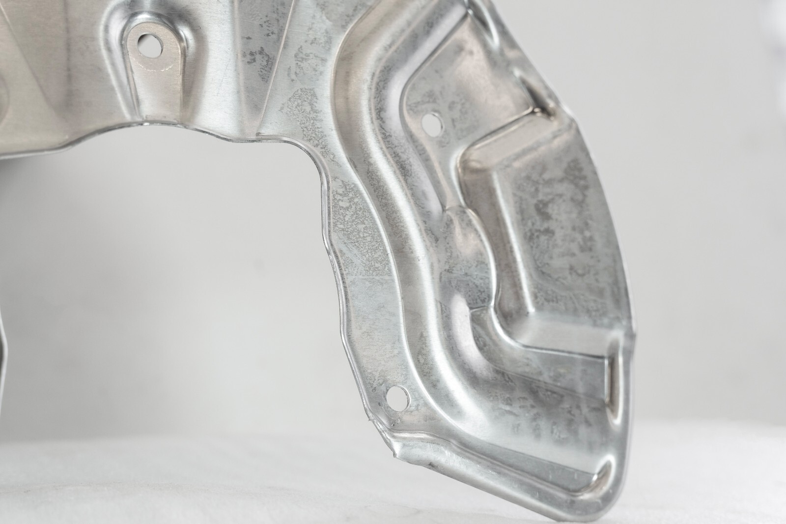 Mercedes GL350 GLE43 ML350 AMG Front RIGHT Brake dust plate shield OEM 2013-2019 - Image 7
