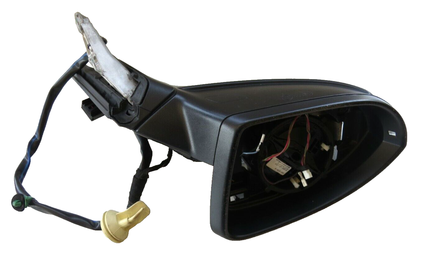 Volkswagen Golf 2015-2019 OEM Side View Mirror Left (Driver Side) – Image 10