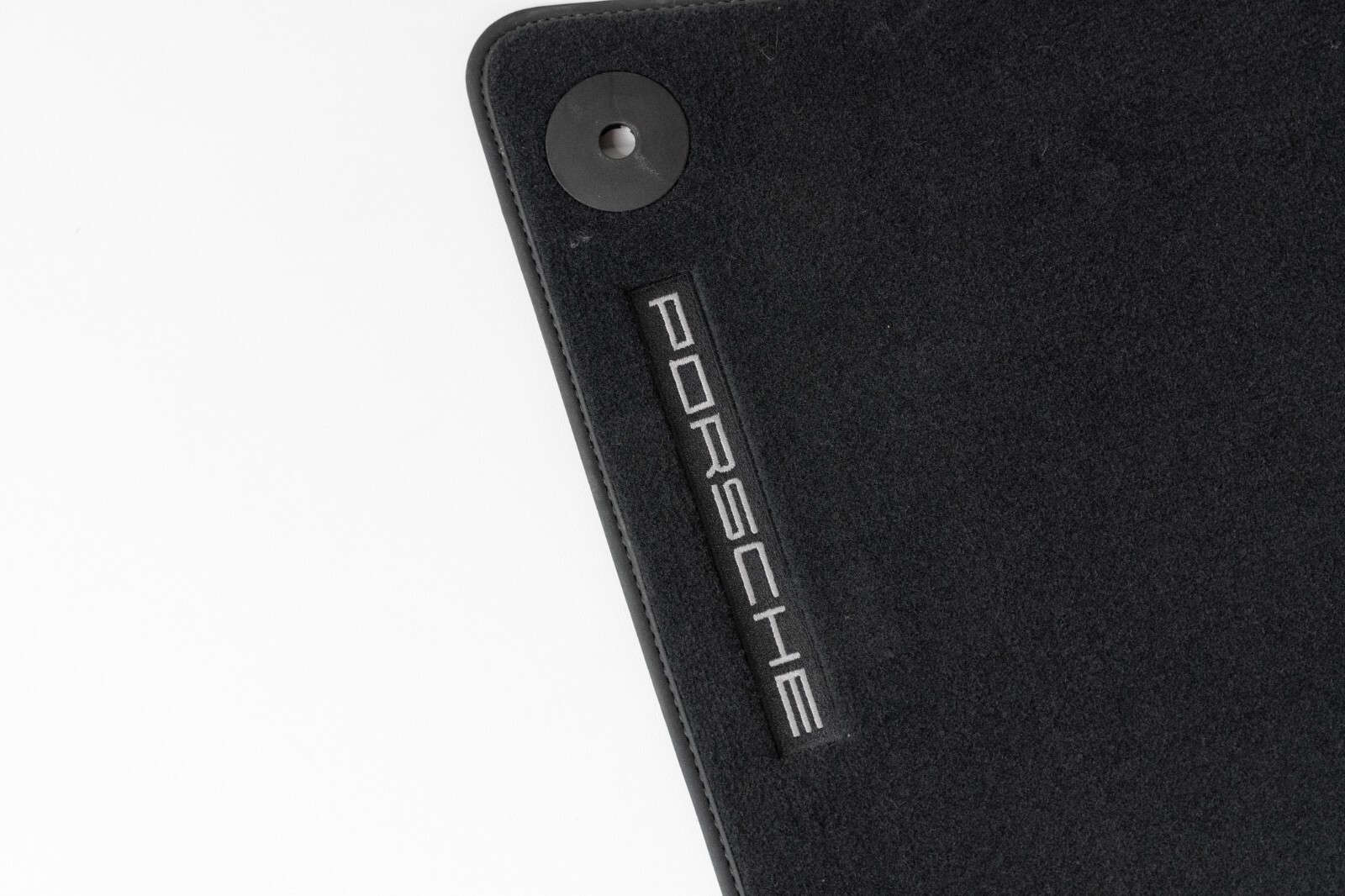 Porsche Cayenne 2010-2015 OEM Front Carpet Floor Mats Set Porsche Trademark – Image 15