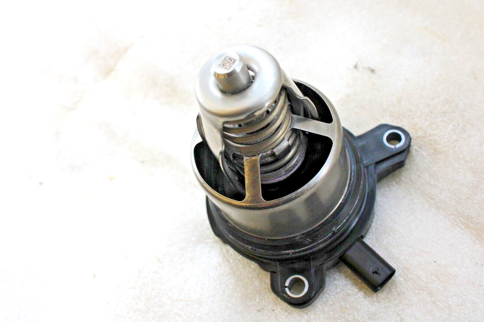 Audi A8 RS6 RS7 RSQ8 S8 SQ7 SQ8 2019-2023 OEM Engine Coolant Thermostat - Image 6