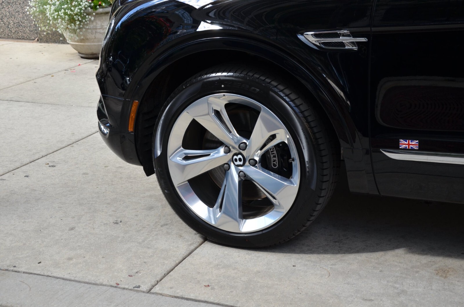 Bentley Bentayga 22" inch rim OEM 2017-2024 Genuine Forged Polished wheel set – Image 6