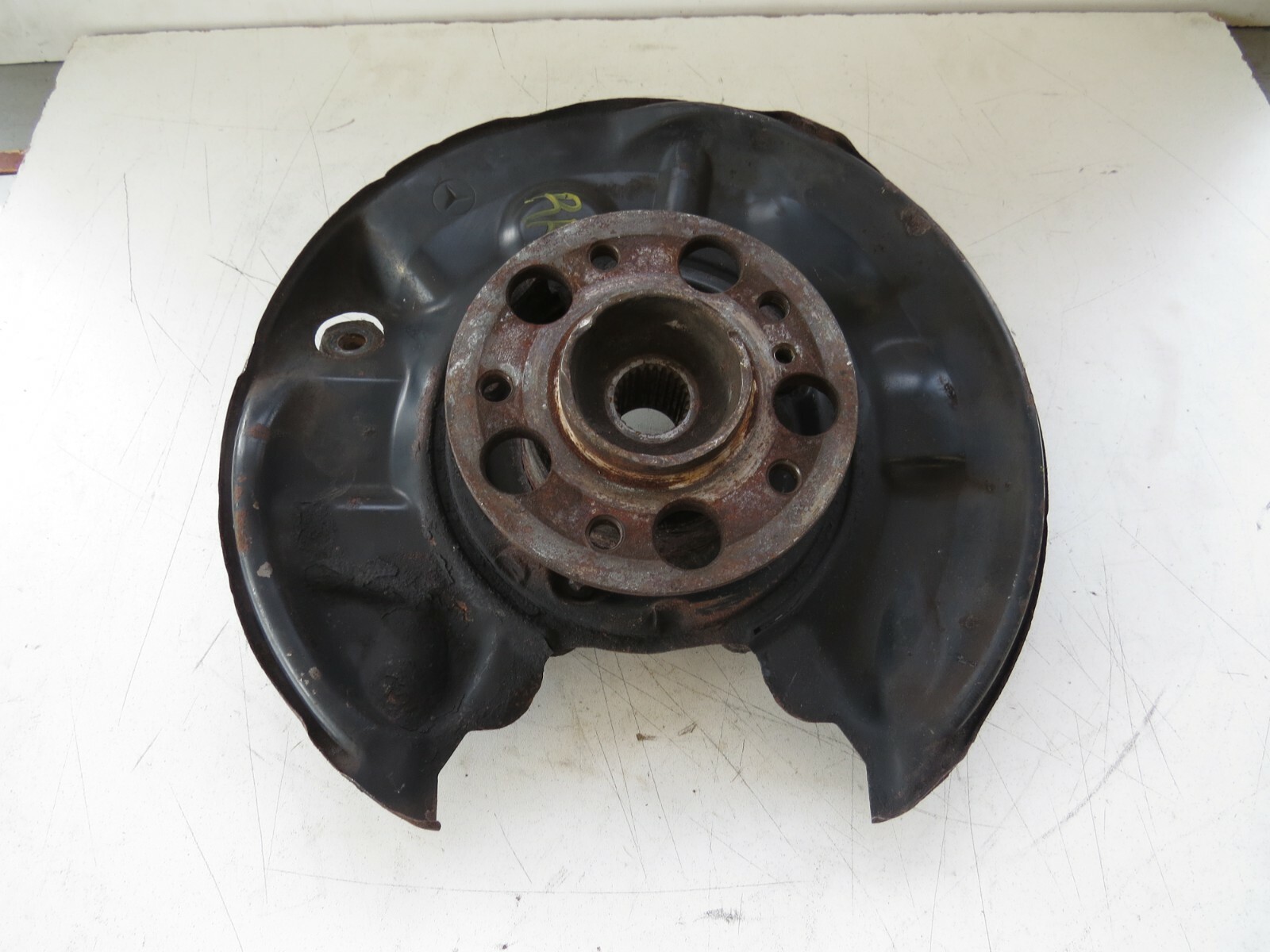 Mercedes-Benz C-Class, SLK, CLK 2001-11 OEM Rear Left Spindle Knuckle 2033503908 - Image 2