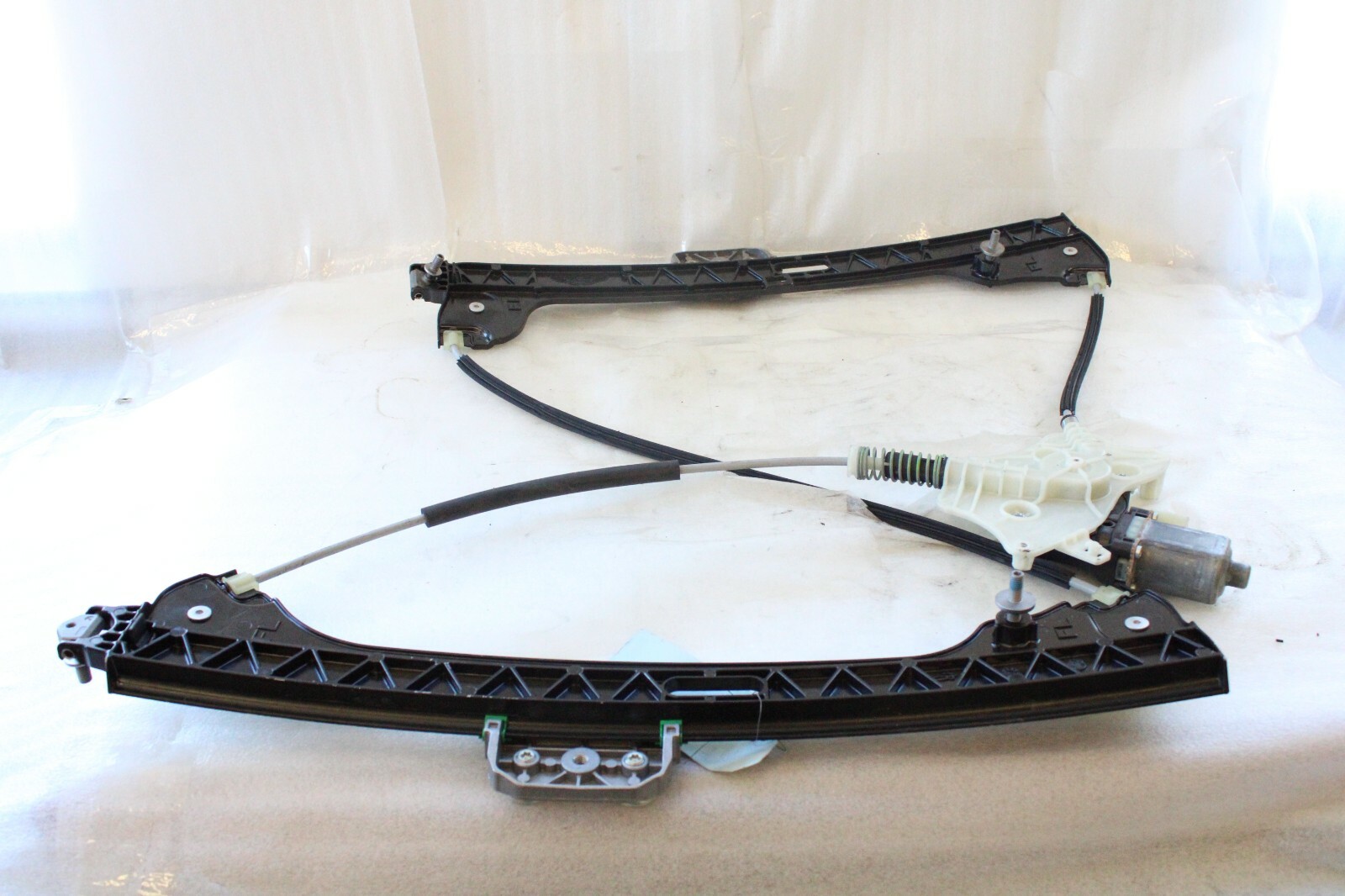 Aston Martin DBX 2020+ OEM Window Regulator with Motor Front Left