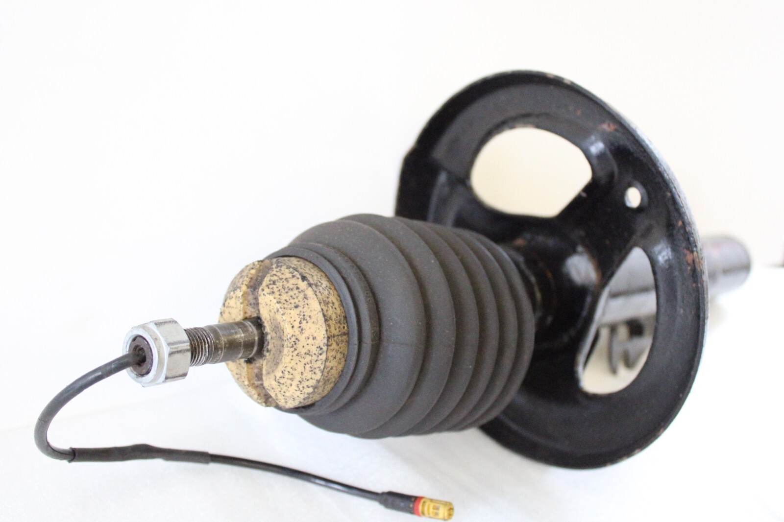 Porsche 911 997 2006-2012 OEM Electronic Suspension Strut Shock w/PASM Front LH - Image 3
