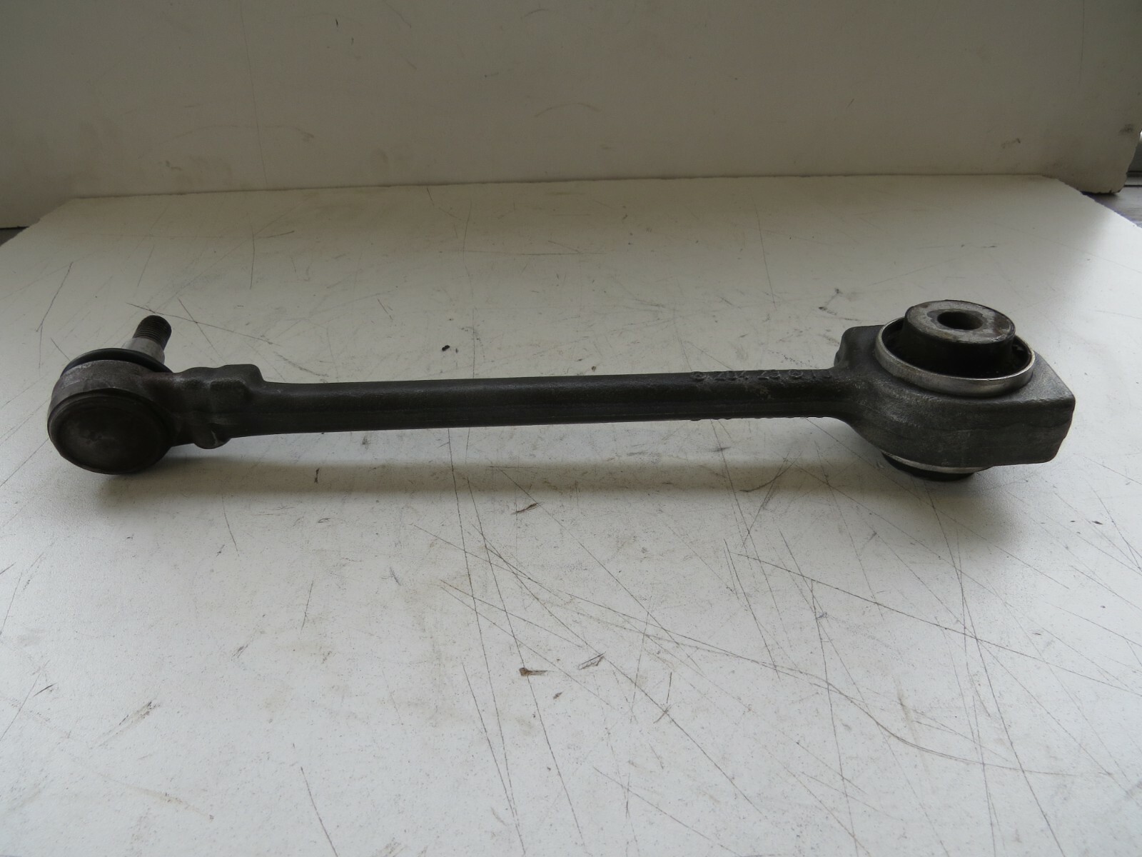 Mercedes-Benz C & E Class 2008-17 OEM Front Left Lower Control Arm 2043302911 – Image 4