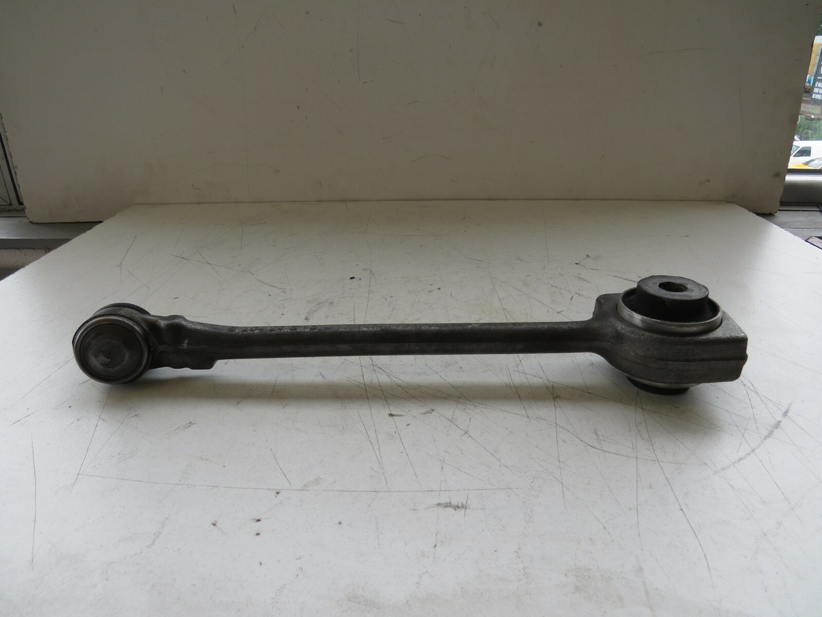 Mercedes-Benz C & E Class 2008-17 OEM Front Right Lower Control Arm 2043303011 - Image 3