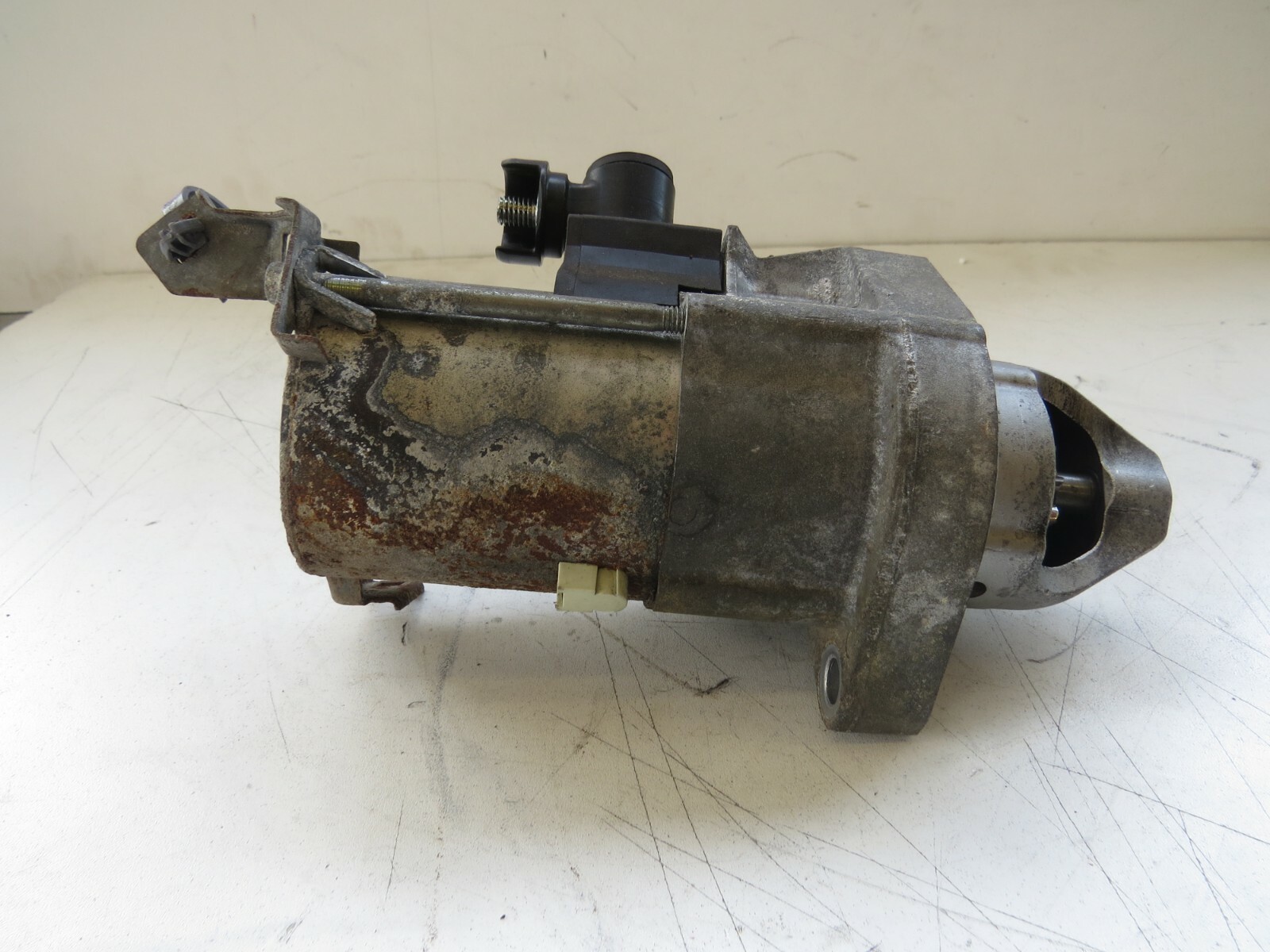 Honda Civic 1.8L 2006-2011 OEM Engine Starter Motor - Image 5