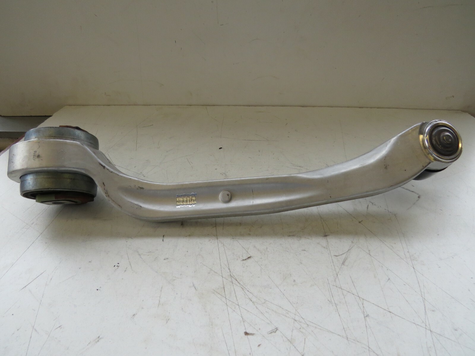 Audi S8, Bentley Suspersports 2007-11 OEM NEW Rear Right Control Arm Wishbone – Image 5