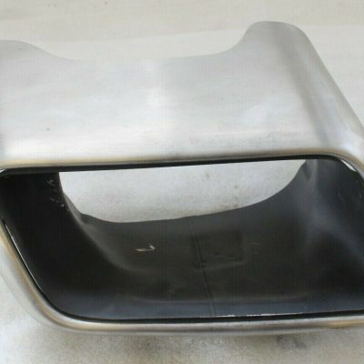 Ranger Rover Velar L560 2018 2019 2020 OEM Rear Right Exhaust Muffler Tip
