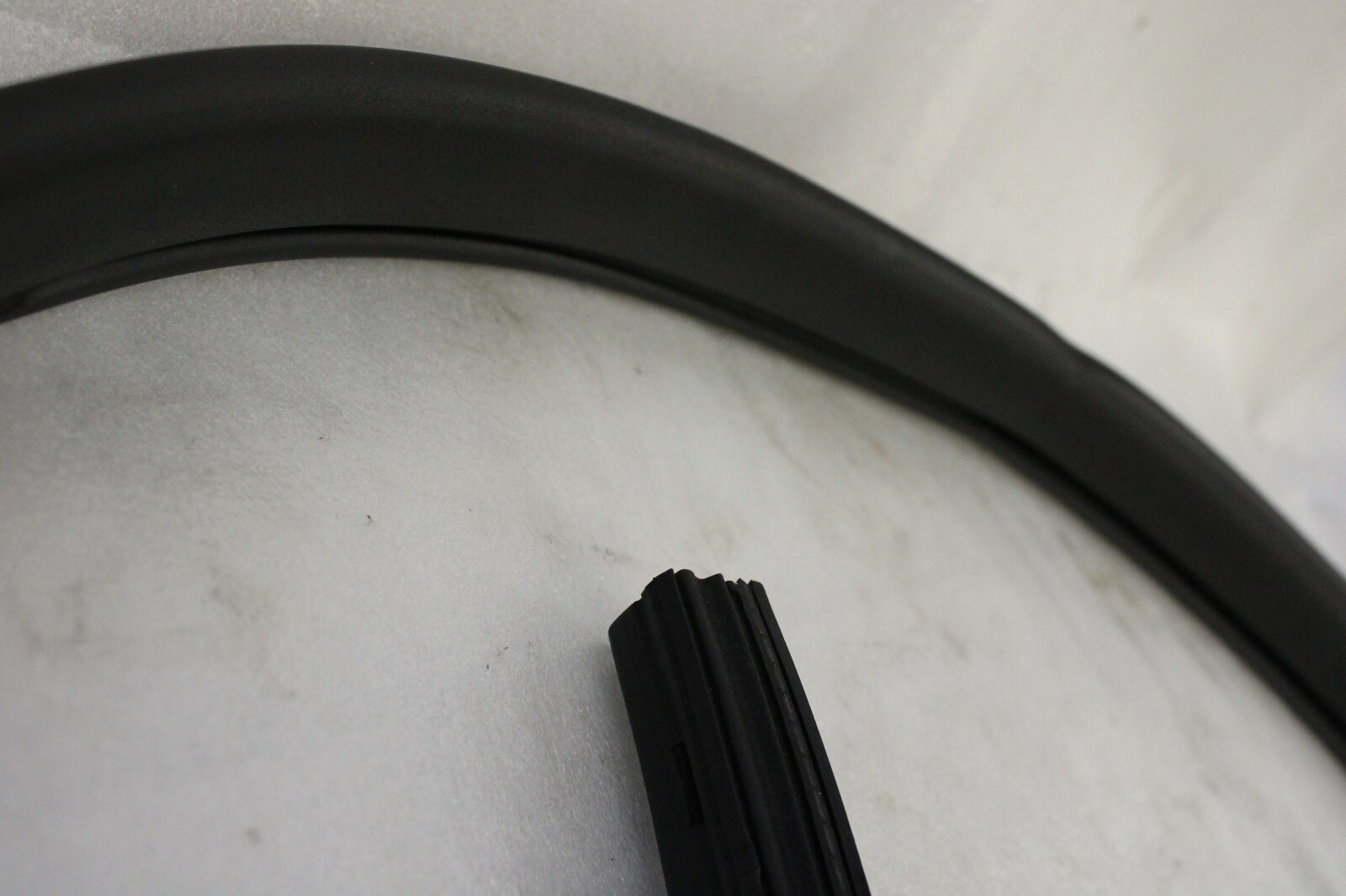 Mercedes S560 S63 AMG S65AMG 2018 2019 2020 2021 OEM NEW Roof Weather Strip - Image 7
