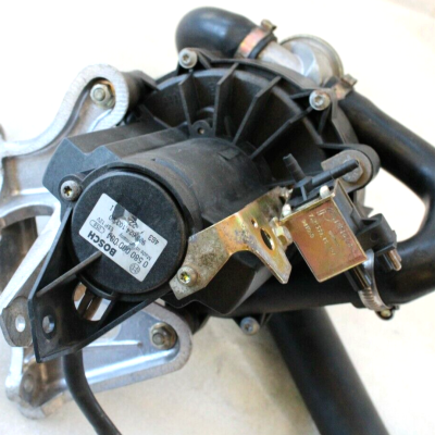 Porsche 911 Carrera 1994-1998 OEM Secondary Air Injection Pump W/Support