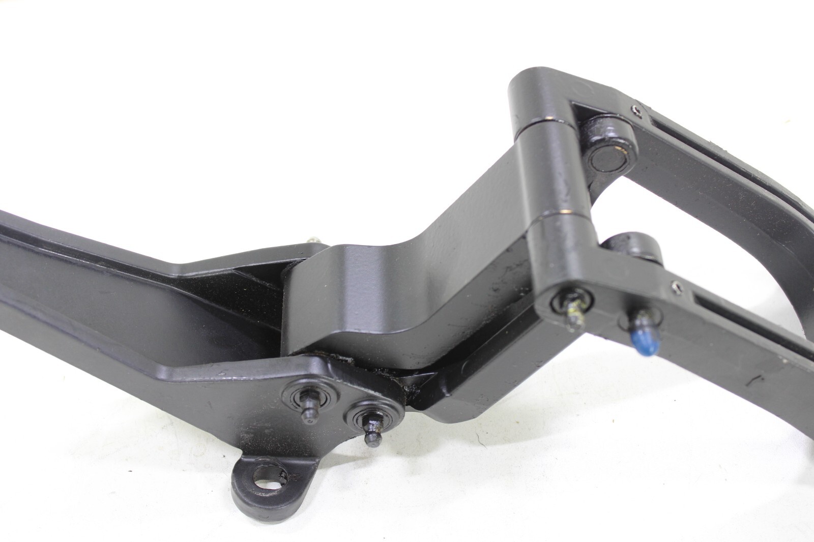 Bentley Bentayga 2017-2020 OEM Step Bracket Front Left – Image 9