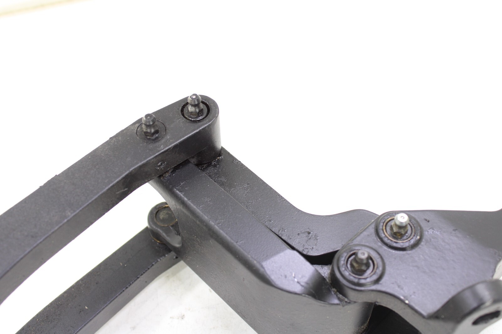 Bentley Bentayga 2017-2020 OEM Step Bracket Front Left – Image 13