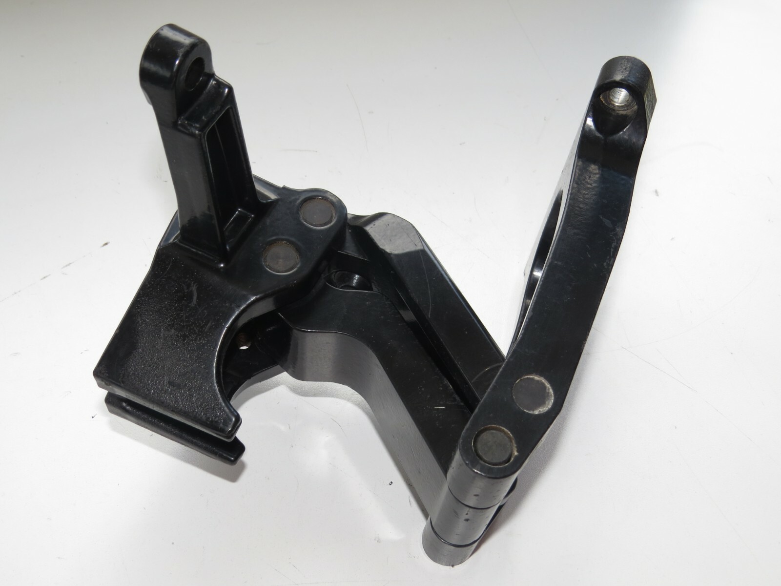 Bentley Bentayga 2017-2020 OEM Step Bracket Rear Left - Image 6