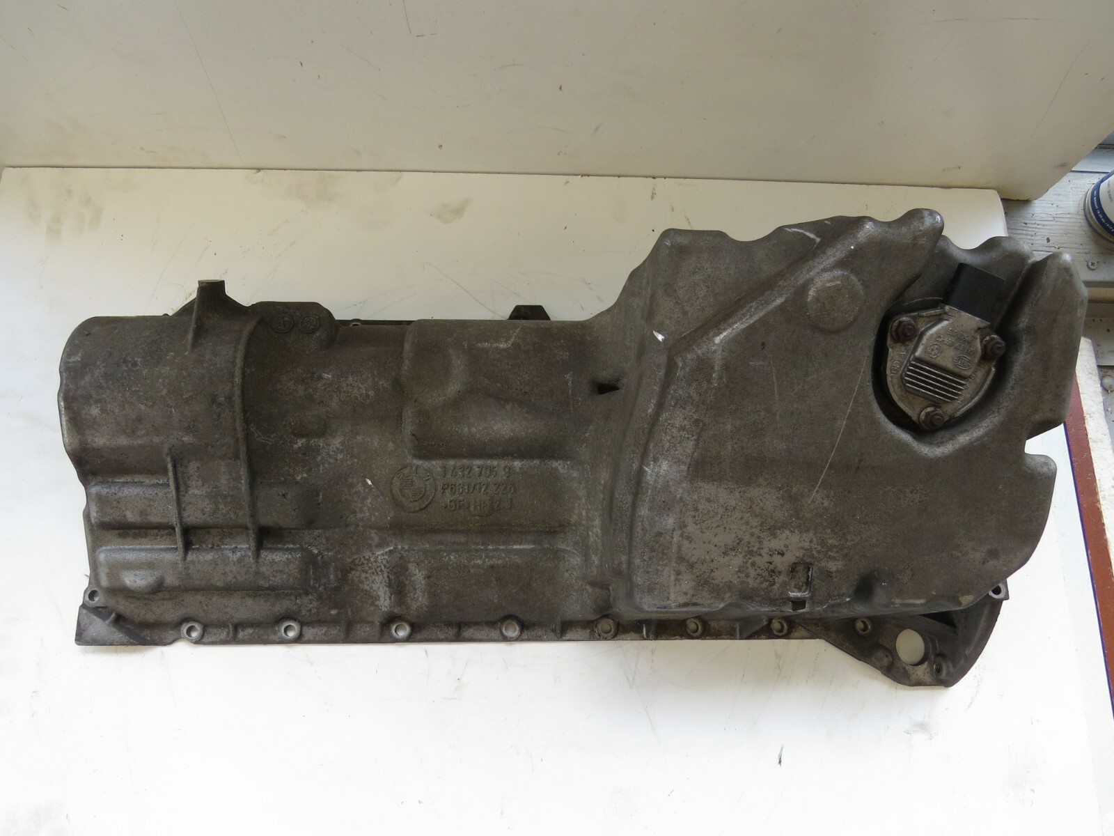 BMW 1999-2006 OEM Genuine Engine Oil Pan Lower - Image 3