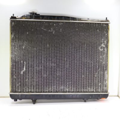 Nissan Pathfinder 3.5L 2000-2004 OEM Engine Cooling Radiator