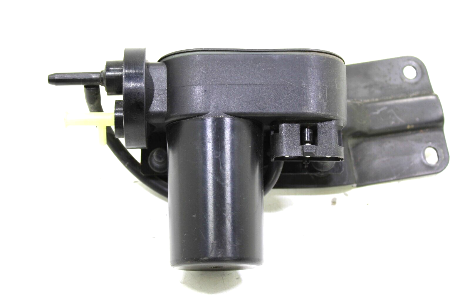 Volvo S40 V40 2000-2004 OEM Cruise Control Vacuum Pump – Image 13